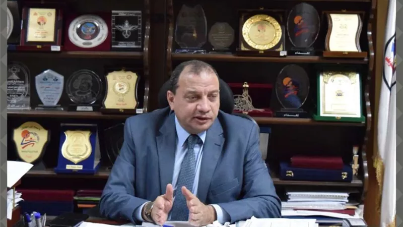 رئيس جامعة بني سويف يطلق حملة توعوية عن السلامة والصحة المهنية بالكليات
