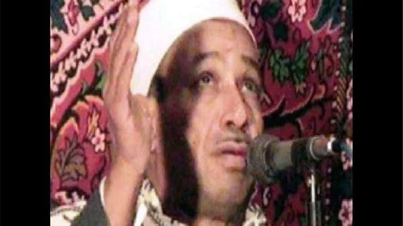 وفاة الشيخ عثمان الدرنكي قارئ إذاعة شمال الصعيد
