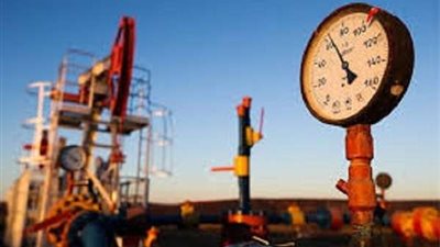 لجنة مراقبة إنتاج النفط تقرر في أبوظبي تمديد خفض الإنتاج