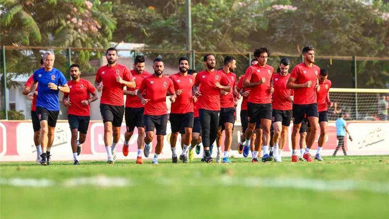 الأهلي يضع برنامجًا خاصًا للرباعي المحترف