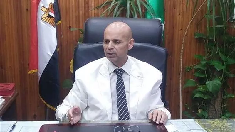 رئيس جامعة الزقازيق ووكيل الصحة بالشرقية يتابعان مبادرة فيروس سي بالجامعة