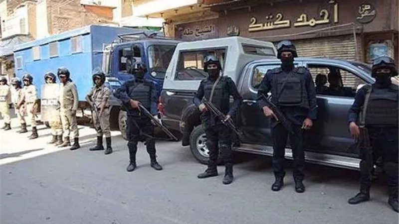 أمن الإسكندرية يشن حملات مكبرة للقضاء على البؤر الإجرامية بالمحافظة