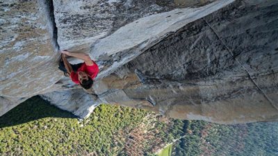 فوز فيلم Free Solo بجوائز إيمي للفنون الإبداعية