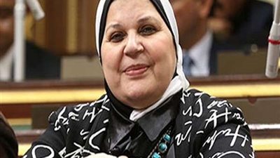 برلمانية تطالب 