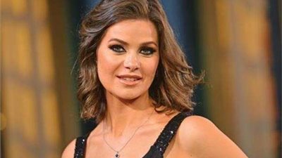 شاهد.. يسرا اللوزي تروج لمهرجان الجونة مع 
