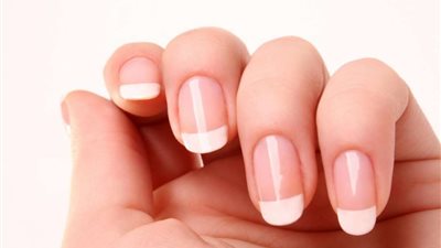 حوار.. خبيرة تجميل تكشف: 7 وصفات طبيعية للحصول على أظافر بيضاء وصحية