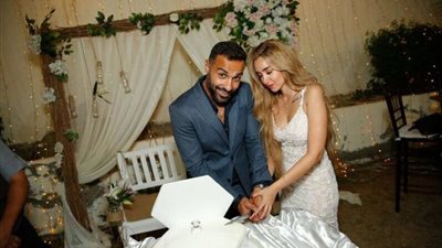 بسبب حفل زفافه.. أحمد فهمي يسخر من نفسه