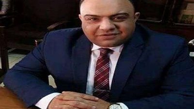 أمين 