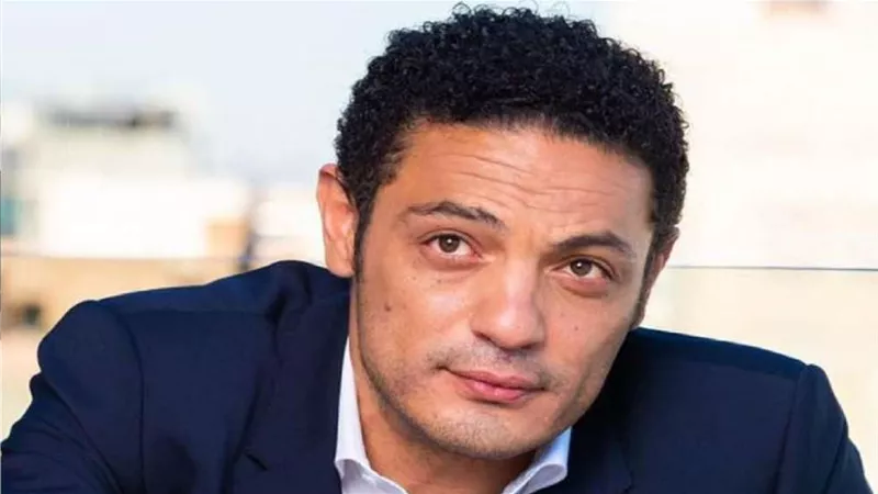 شاهد.. سهرة لـ محمد علي بملهى ليلي .. وعمرو أديب: 