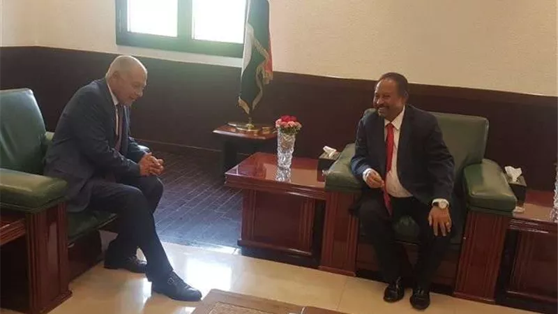تفاصيل زيارة الأمين العام لجامعة الدول العربية إلى السودان (صور)