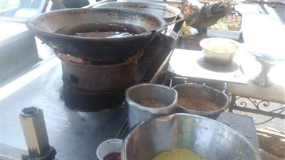 بالصور.. إدارة شئون البيئة بالمحافظة تشن حملات على المطاعم بحي غرب أسيوط