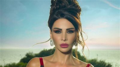 نيللي مقدسي تثير حيرة جمهورها لهذا السبب