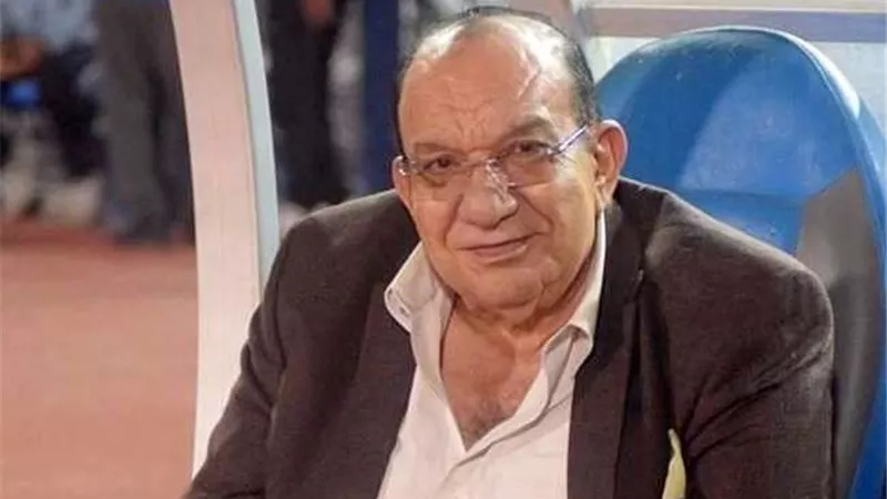 محمد عادل: لا يمكن التفريط فى طاهر محمد طاهر