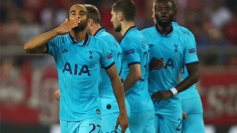 بث مباشر.. توتنهام وليستر سيتي في الدوري الإنجليزي