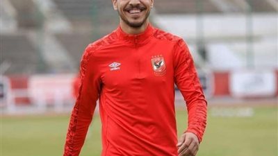 الأشعة تحدد موعد عودة مهاجم الأهلي