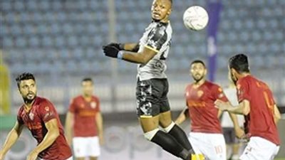 مهاجم الأهلي على رادار سيمبا التنزاني