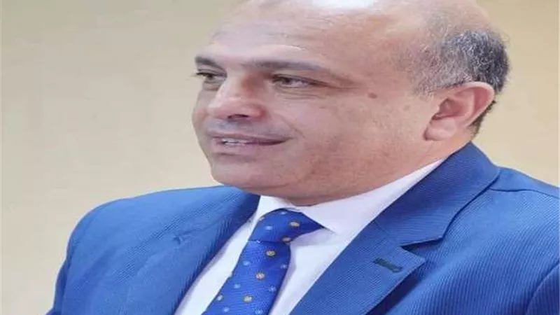 وزير الشباب والرياضة يرشح 