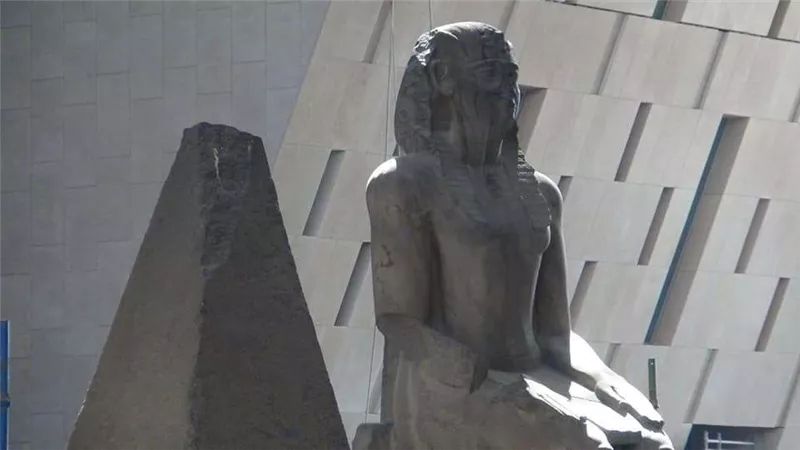 بالصور.. مؤتمر صحفي لوزير الآثار للإعلان عن آخر الإنجازات بالمتحف المصري