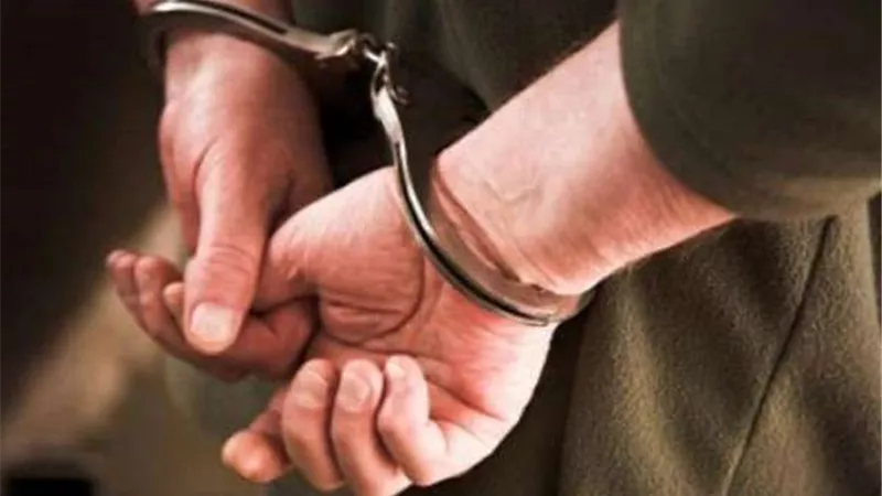 المشدد 10 سنوات لـ عاطل بتهمة الإتجار بالمخدرات في الزاوية الحمراء