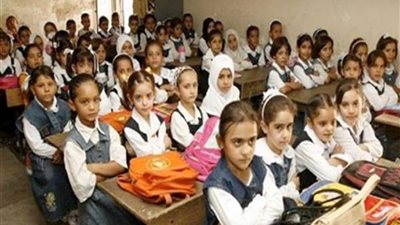 مقترح زيادة المصروفات الدراسية يُغضب أولياء الأمور.. والبرلمان: مُخالف للدستور