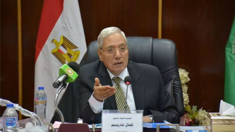 نقل معلمة منعت تلميذ من الذهاب لدورة المياه وإحالتها للتحقيق بالدقهلية