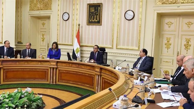 رئيس الوزراء يُتابع الموقف التنفيذي لمشروع تطوير منظومة الجوازات