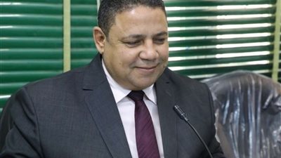 تشجيعا لهم.. لوحة شرف بمدارس الوادي الجديد للمعلم والطالب المتميز