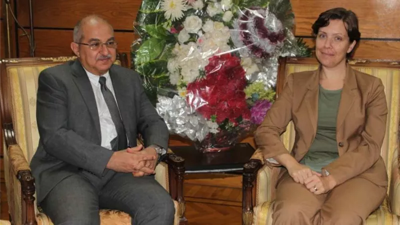 رئيس جامعة أسيوط يكشف تكلفة الرعاية الصحية المُقدمة للطلاب