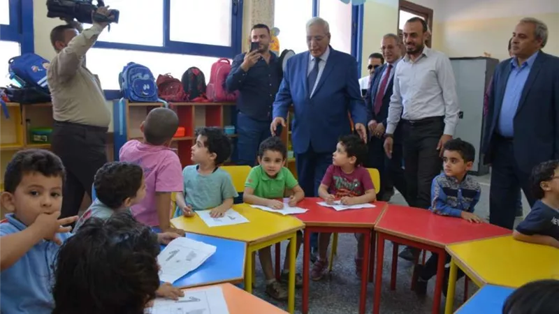 محافظ الدقهلية يتفقد المدرسة اليابانية ببني عبيد