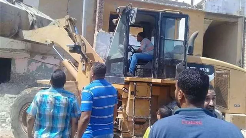 جهاز تنمية أكتوبر: تدشين حملات يومية في الأحياء لإزالة التعديات على الطرق