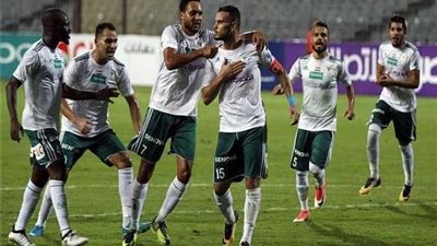 عمر عبدالواحد يقود تشكيل المصري أمام سموحة