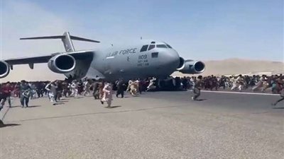 إجلاء نحو 1100 أمريكي من أفغانستان الثلاثاء