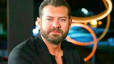 عمرو يوسف يواصل تصوير مشاهده فى
