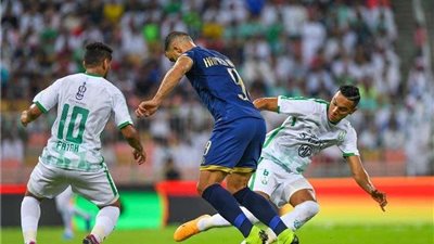 النصر يواصل نزيف النقاط بالتعادل مع الأهلي في الدوري السعودي