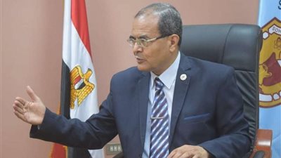 جامعة سوهاج تستجيب لابنة مركز طما بمنحة مجانية للدراسة بكلية الطب