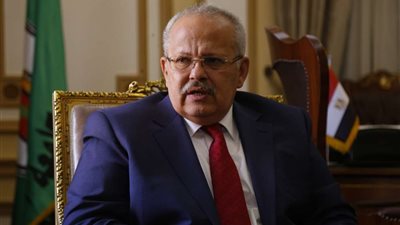 محمد الخشت: الطلبة الأوائل سيحصلوا على منحة مجانية كاملة في مختلف البرامج الدراسية بجامعة القاهرة