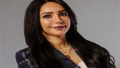 إنجي علاء تخطف الأنظار في أحدث ظهور لها