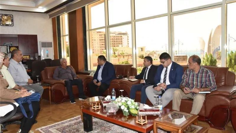 محافظ مطروح يعلن الاستعداد لبدء تنفيذ مبادرة 