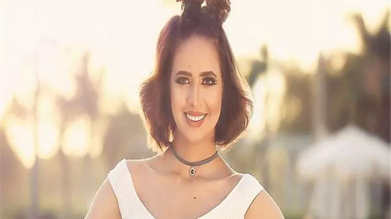 بعد إعلان حملها.. رنا سماحة تحذف جميع صورها مع زوجها!