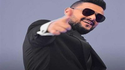 رامز جلال مع 