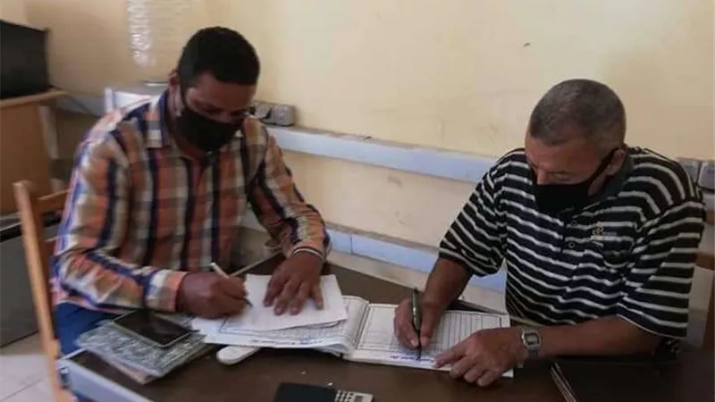 لعدم الإنضباط الإداري.. إحالة 33 من العاملين بالوحدات الصحية بشبراخيت للتحقيق