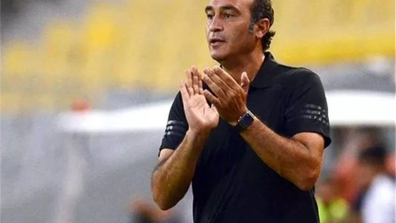 إيقاف علي ماهر مدرب المصري