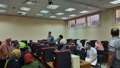 5545 طالب توافدوا على  معامل التنسيق الالكتروني بجامعة عين شمس خلال المرحلة الأولى