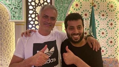 بالتفاصيل.. تركي آل الشيخ يظهر مع جوزيه مورينيو (فيديو)