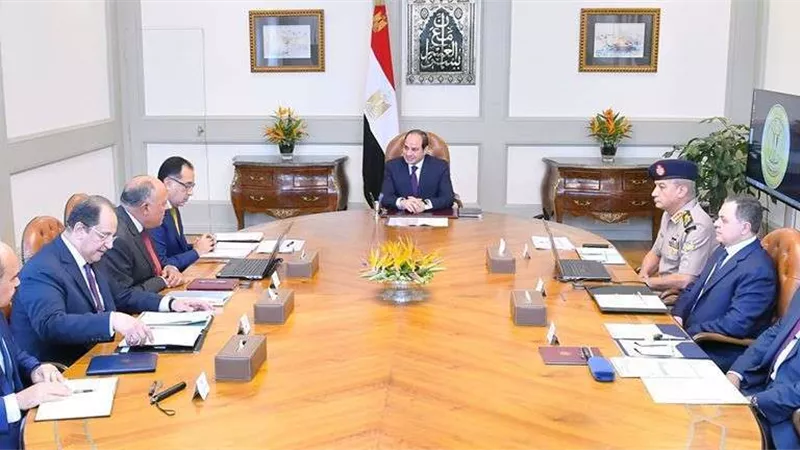 السيسي يجتمع بوزراء الدفاع والداخلية والخارجية والمخابرات العامة لهذا السبب