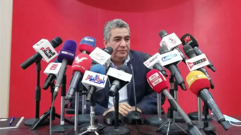 نجم الزمالك السابق يهاجم أحمد مجاهد.. تعرف على السبب