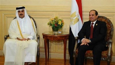 لقاء الرئيس السيسي وأمير قطر في قمة 