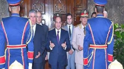 السيسي يزور ضريح الرئيس الراحل جمال عبد الناصر