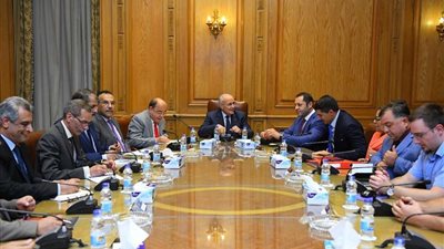 العصار يبحث مع المدير التنفيذي لشركة 