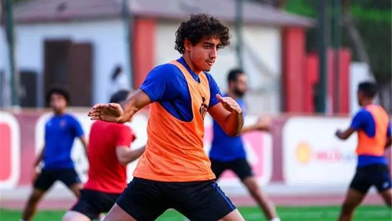 تدريبات خاصة لمحمد هاني في مران الأهلي